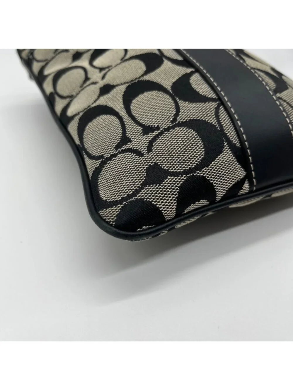 Coach Swingpack Crossbody Purse